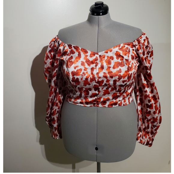 Top - Picture 3 of 4